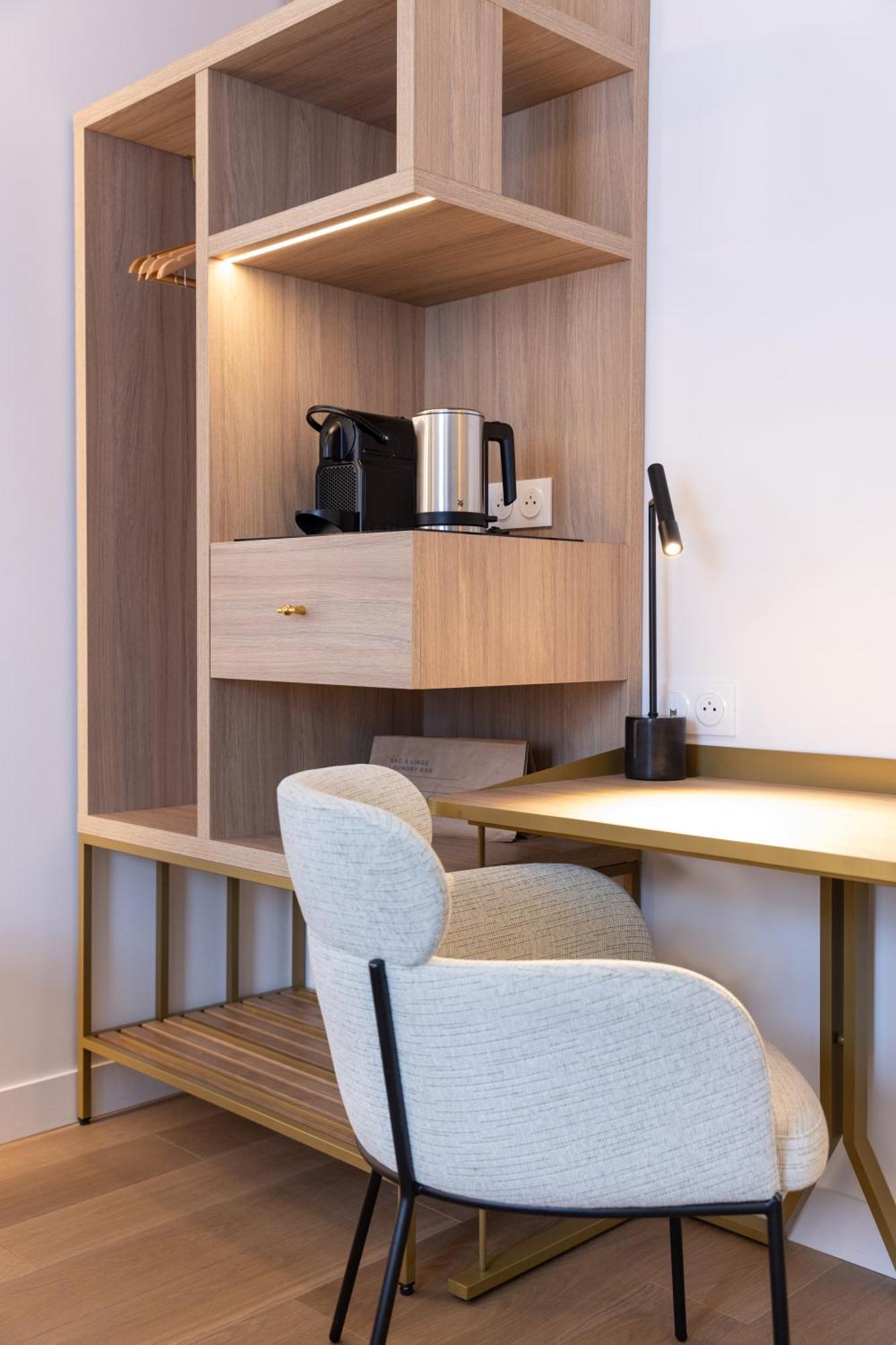 Hotel Kyriad Prestige Paris Asnieres Eksteriør bilde