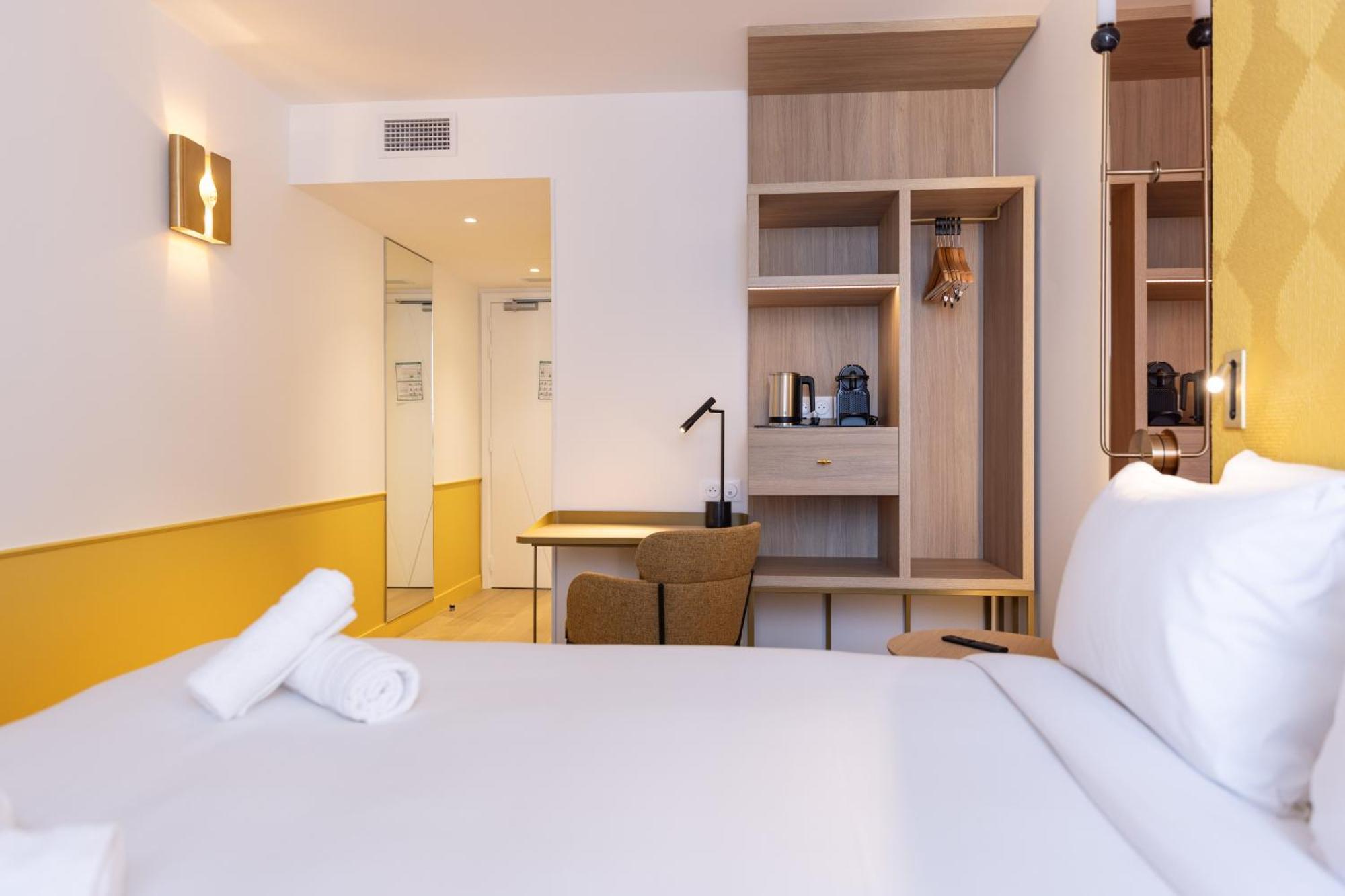 Hotel Kyriad Prestige Paris Asnieres Eksteriør bilde